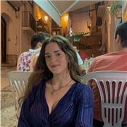 Profesora particular de secundaria y bachillerato. Ofrezco clases de Matemáticas, Física y Química. Soy estudiante de Ingeniería